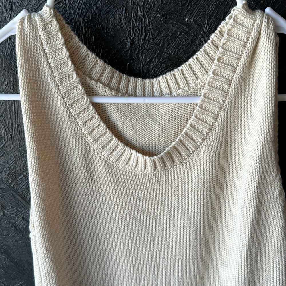 Knit tank - Picture 2 of 3